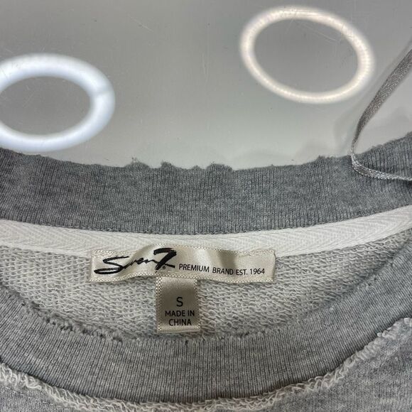 Seven7 Floral Bird Embroidered Sweatshirt Women Small Gray - Picture 5 of 7